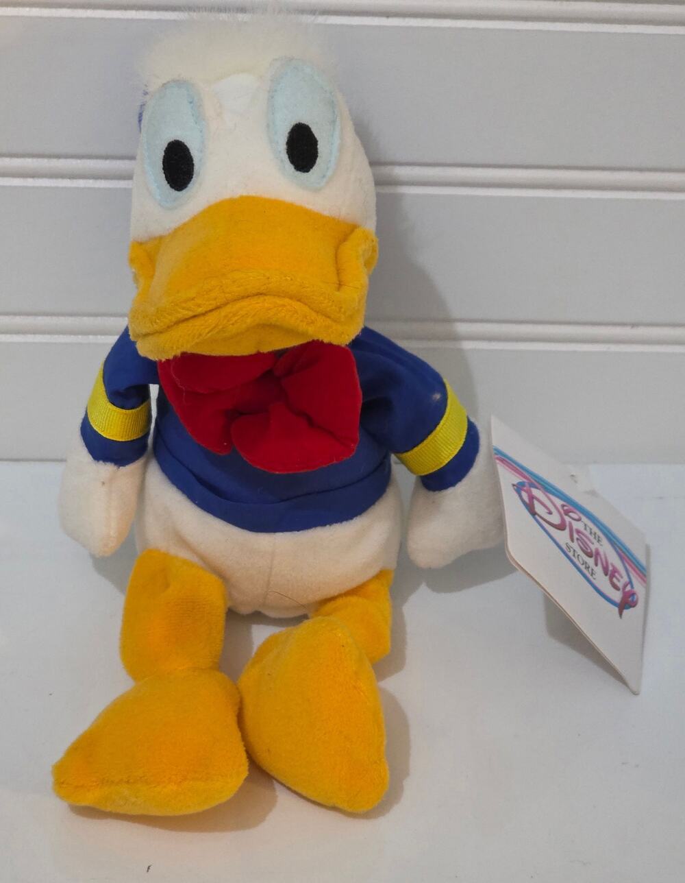 New Vintage Disney Store 9" Donald Duck Plush